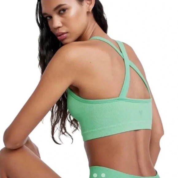 Aritzia TNA Body Glide Bra Top | Sand Bluff | Size  L - Picture 3 of 8